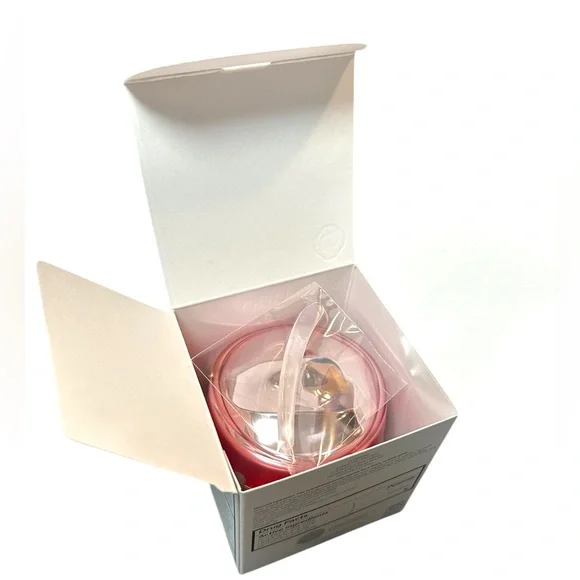 Shiseido Essential Energy Hydrating Day Cream SPF 20 w/ Hyaluronic Acid - Picture 8 of 8